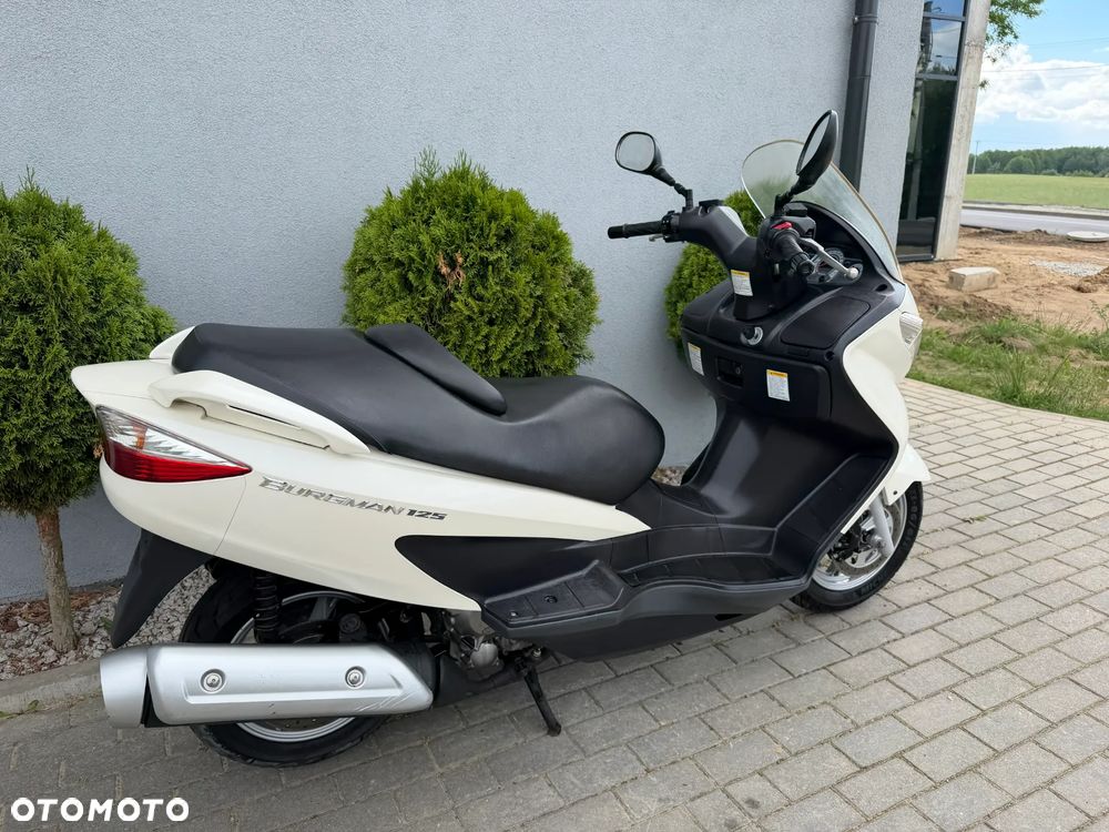 Suzuki Burgman - 41
