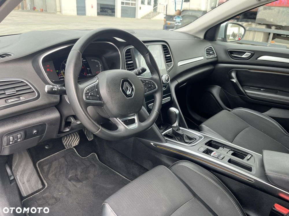 Renault Megane 1.5 Blue dCi Intens EDC - 9