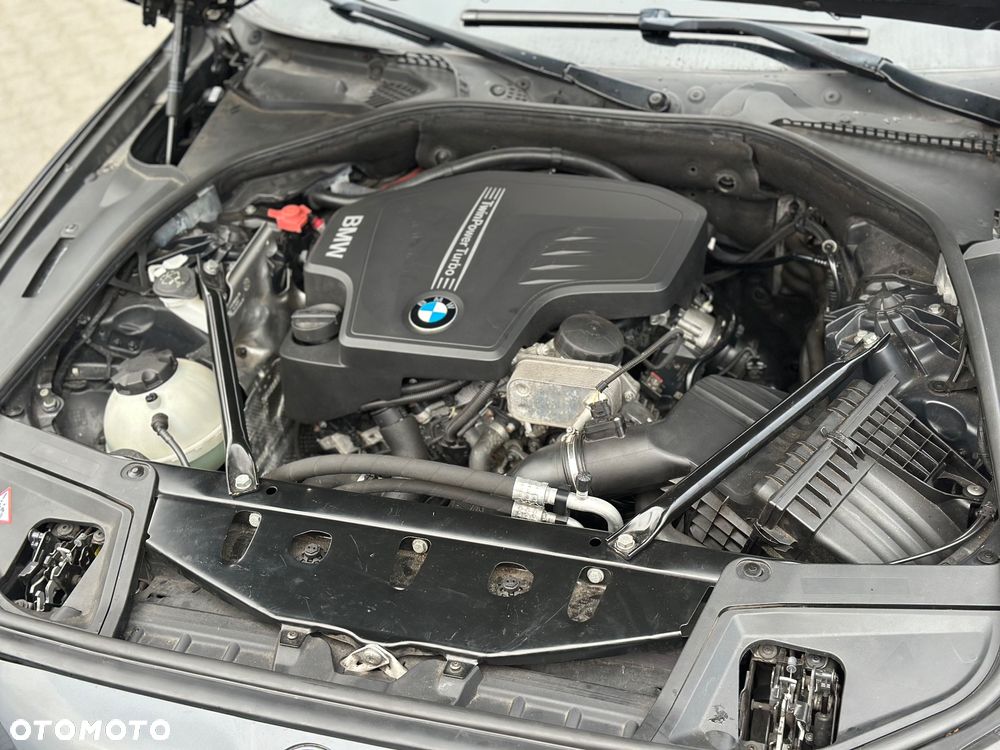 BMW Seria 5 - 36