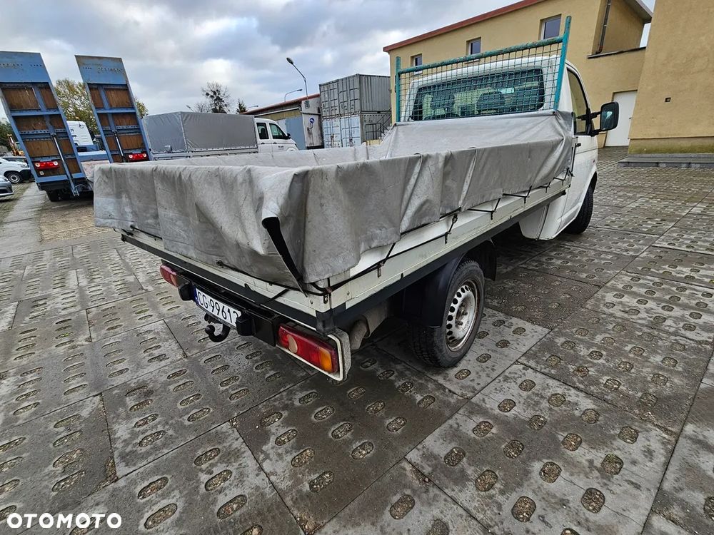 Volkswagen Transporter - 3