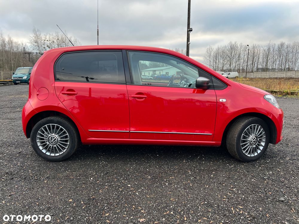 Volkswagen up! cheer - 5