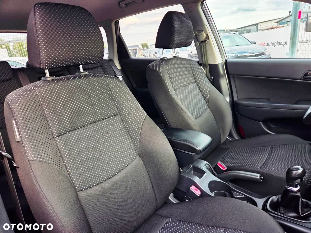 Hyundai i30 1.4 Comfort - 32