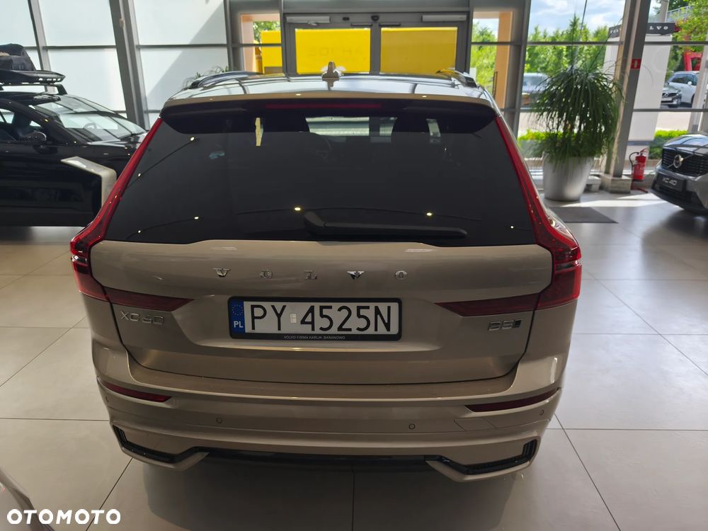 Volvo XC 60 B5 B AWD Ultra Dark - 6
