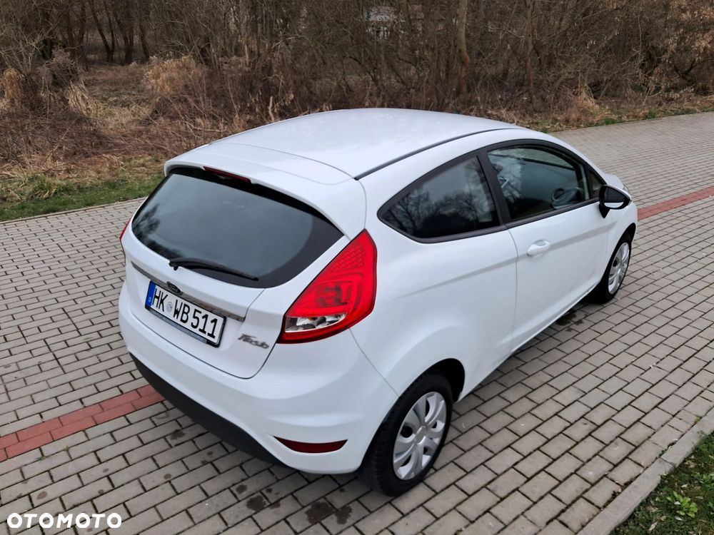 Ford Fiesta - 11