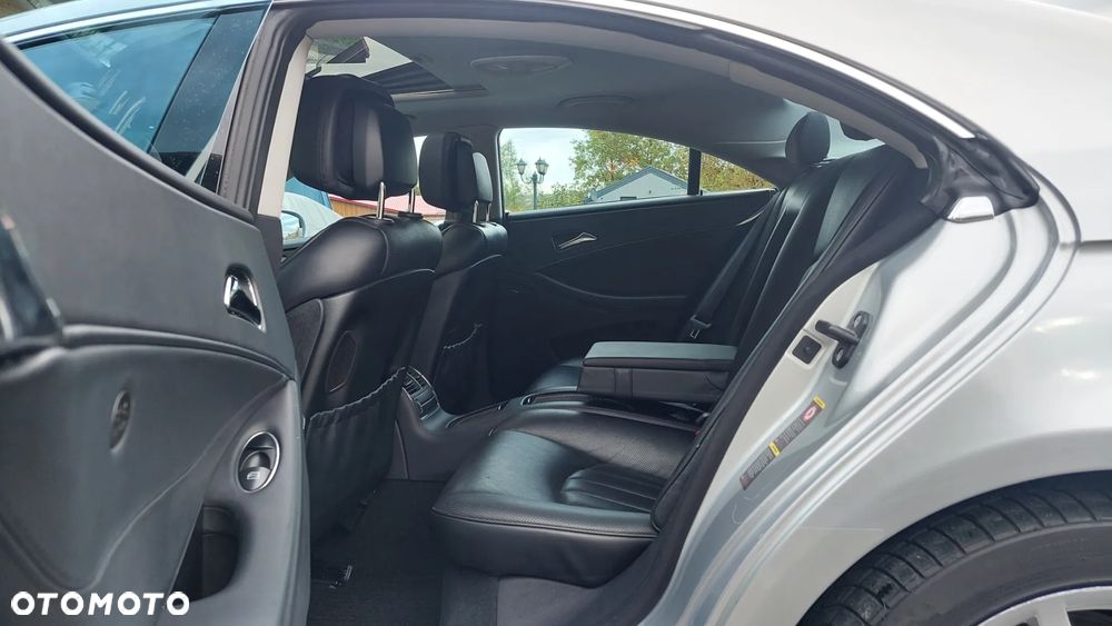 Mercedes-Benz CLS 320 CDI 7G-TRONIC - 32