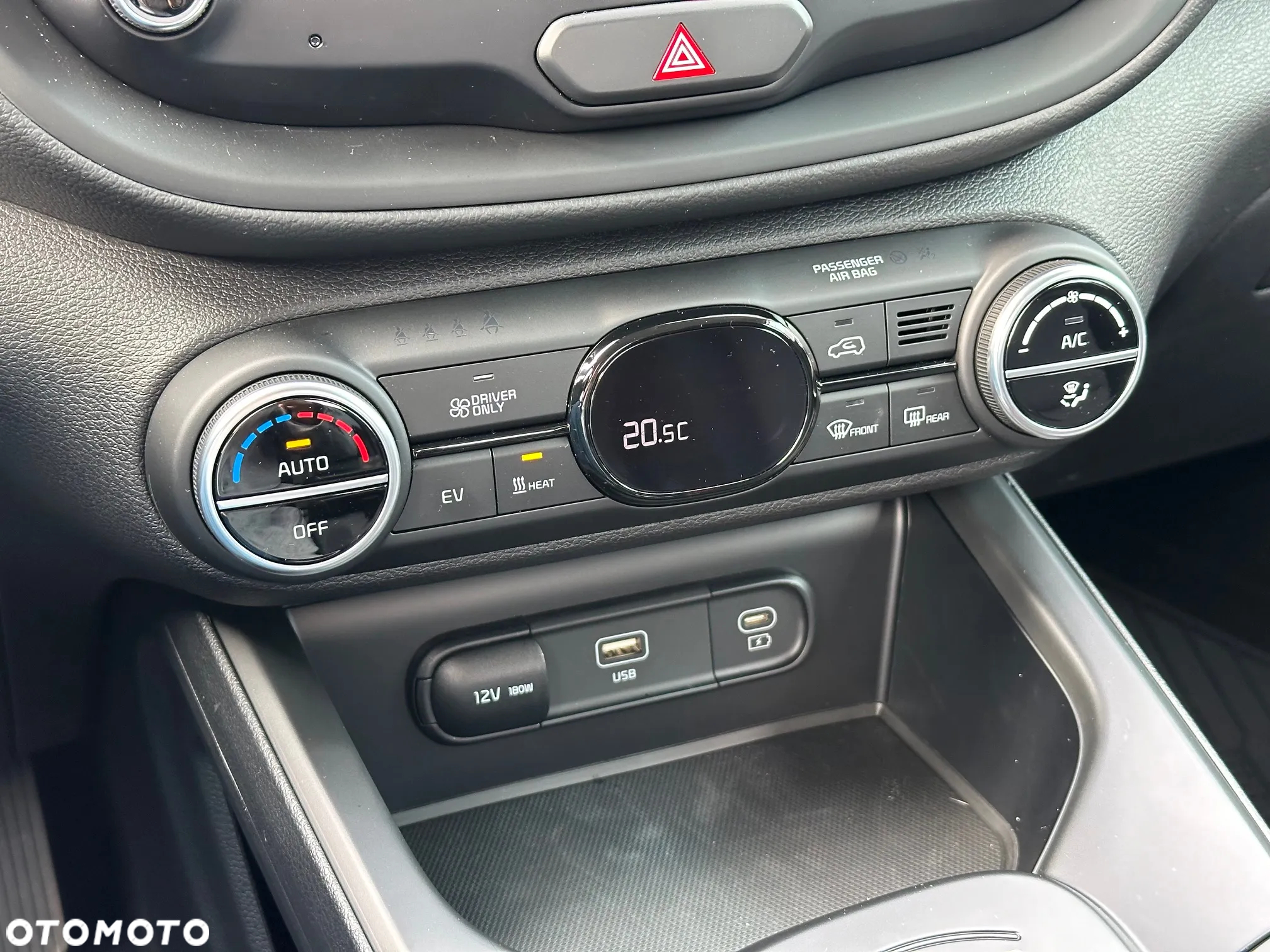 Kia Soul e-Soul 39kWh M - 28