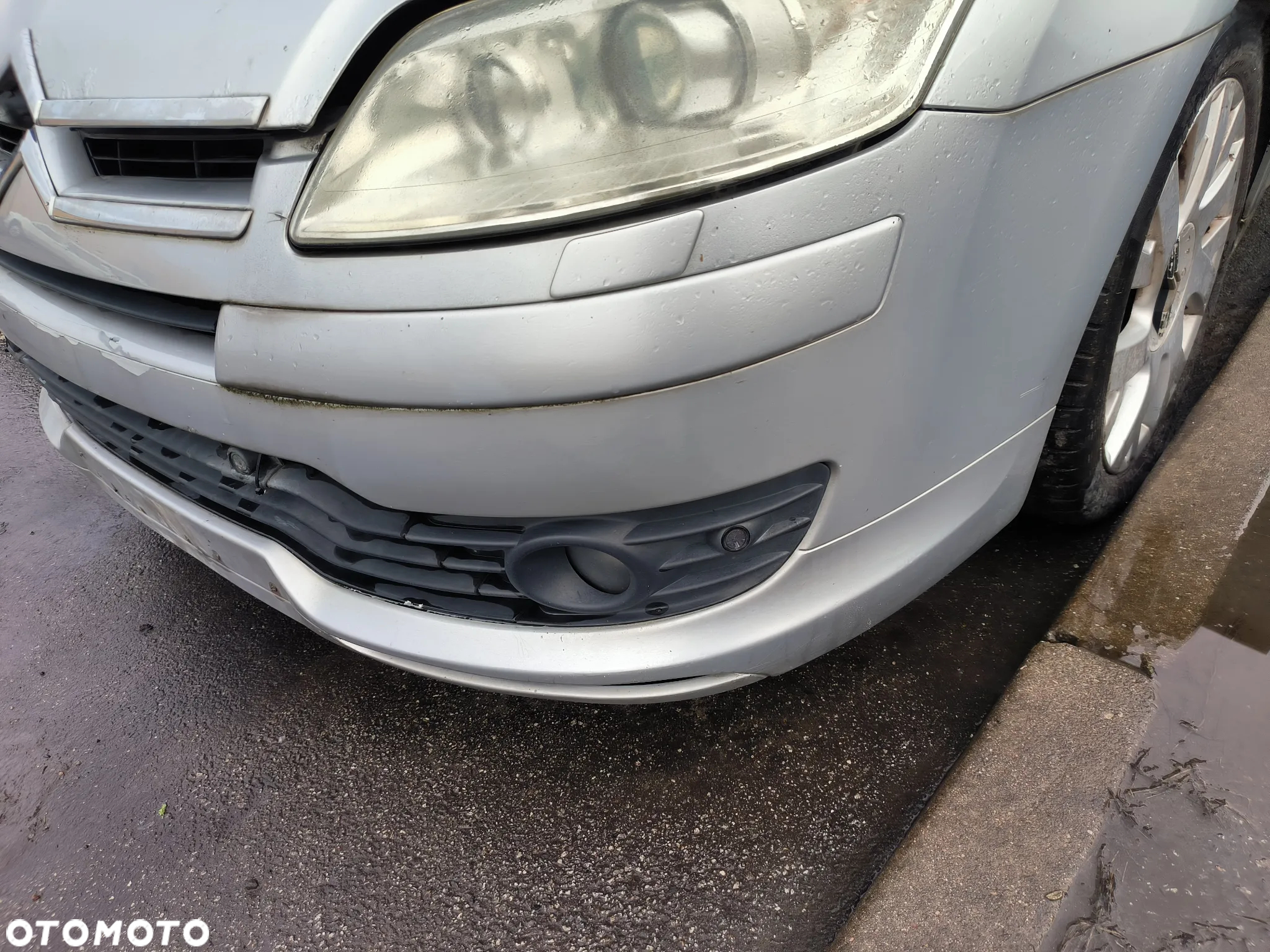 lampa lewa przednia xenon Citroen C4 I EZR 1.6 HDi - 2