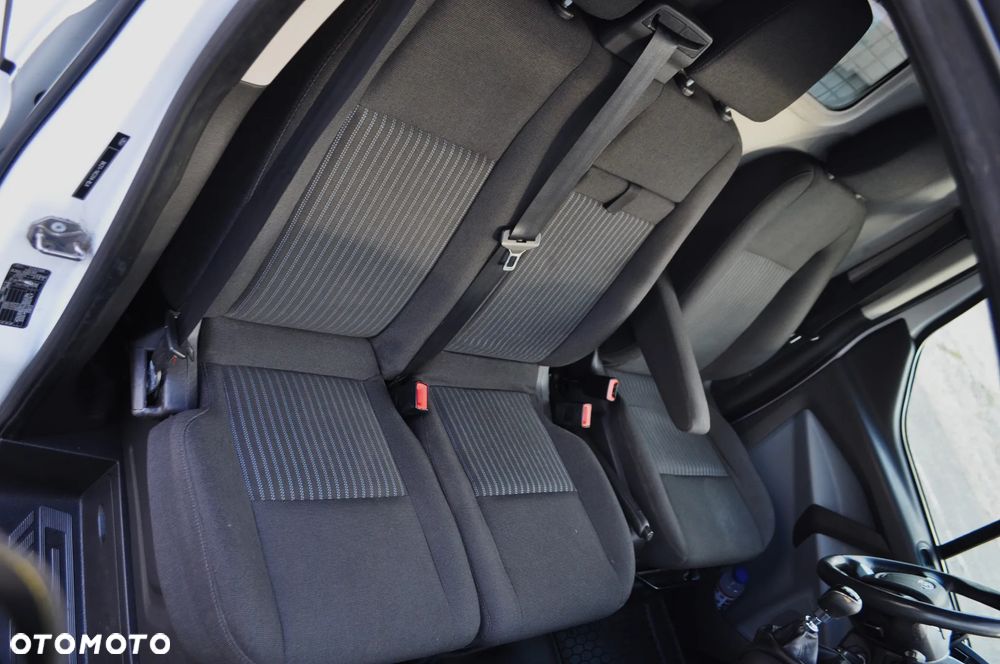 Ford TRANSIT CUSTOM - 27