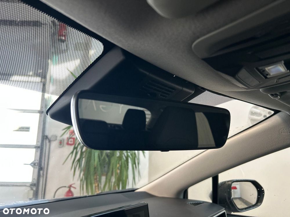 Toyota Corolla 1.8 Hybrid Style - 22