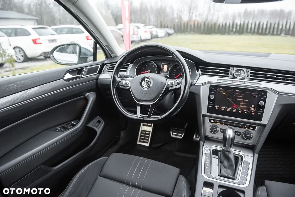 Volkswagen Passat Alltrack - 17