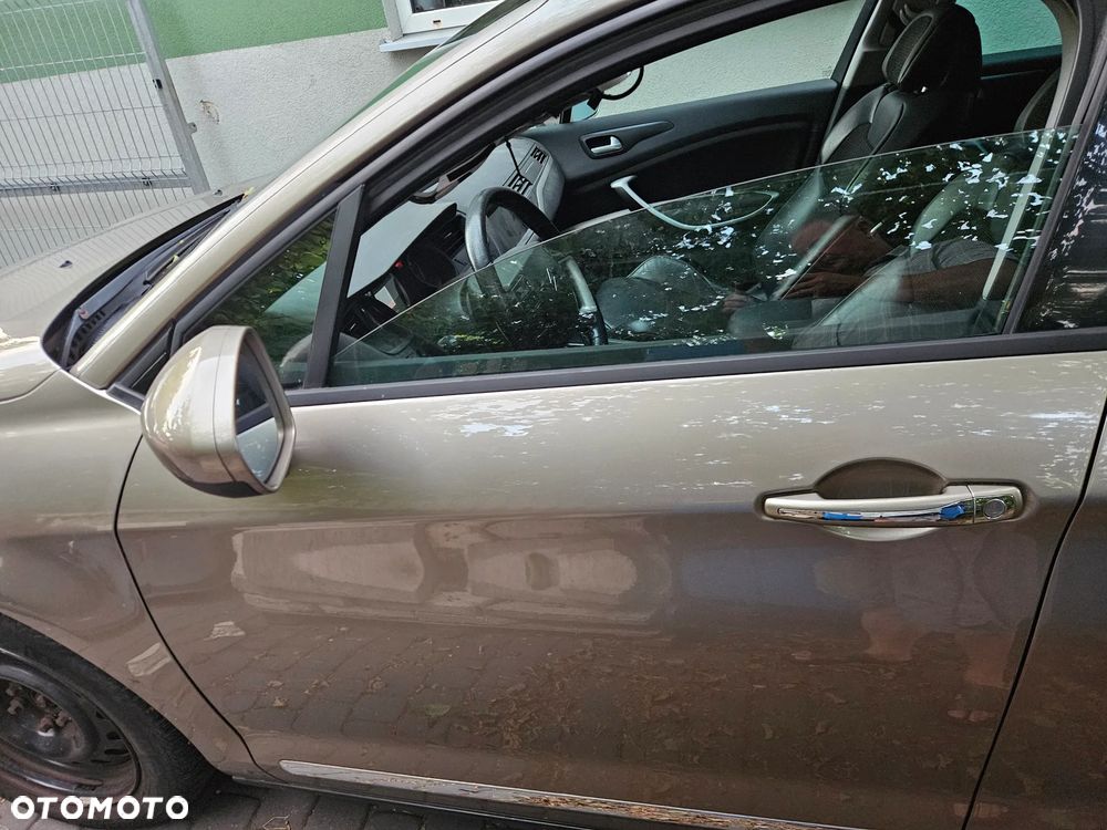 Citroen C5 III X7 drzwi przód przednie  lewe KCHC - 1