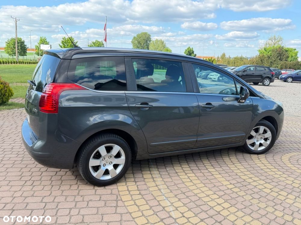 Peugeot 5008 - 33