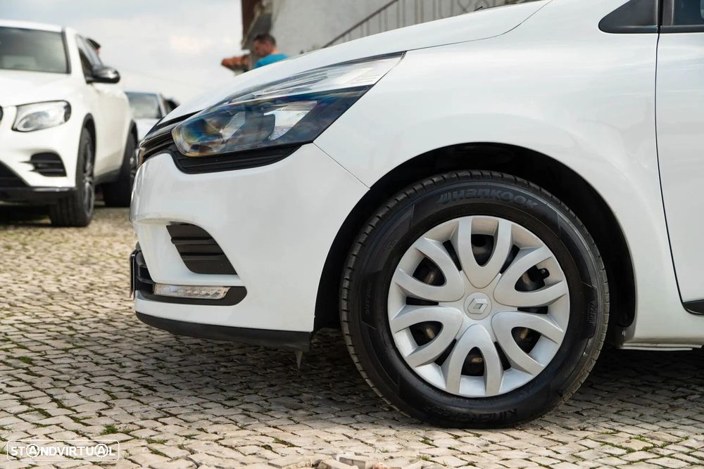 Renault Clio - 15