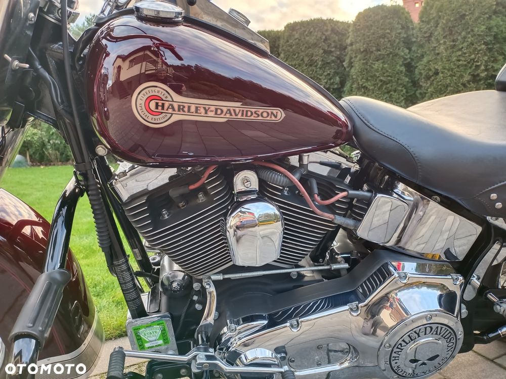 Harley-Davidson Softail Heritage Classic - 23