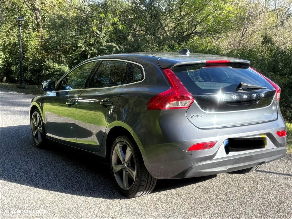 Volvo V40 - 5