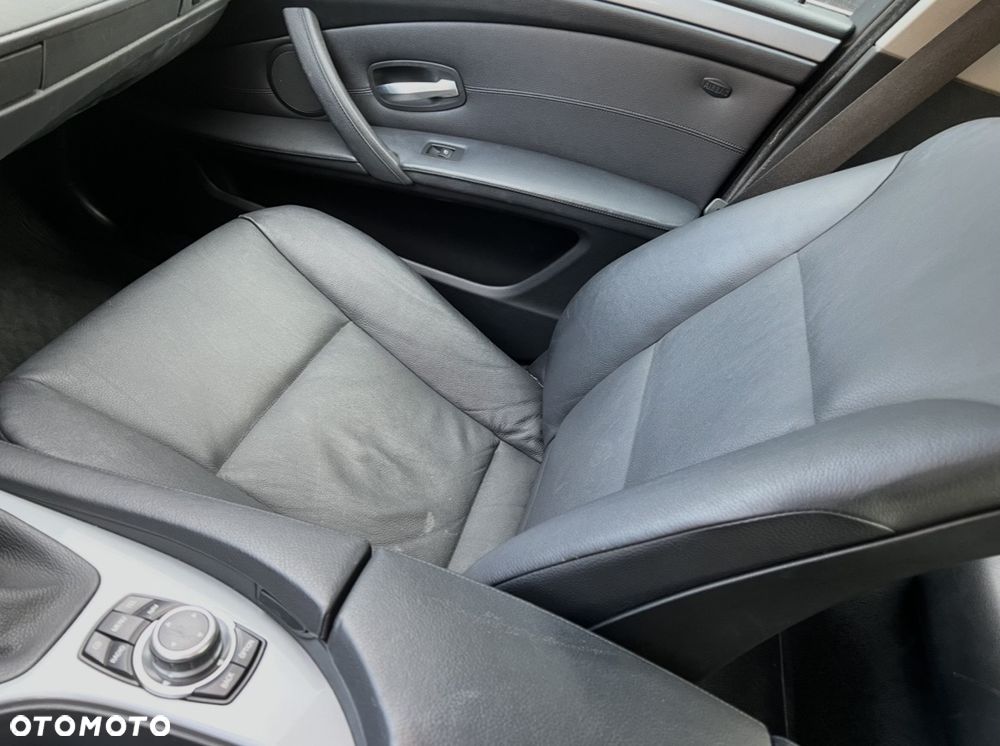 BMW Seria 5 520i - 20