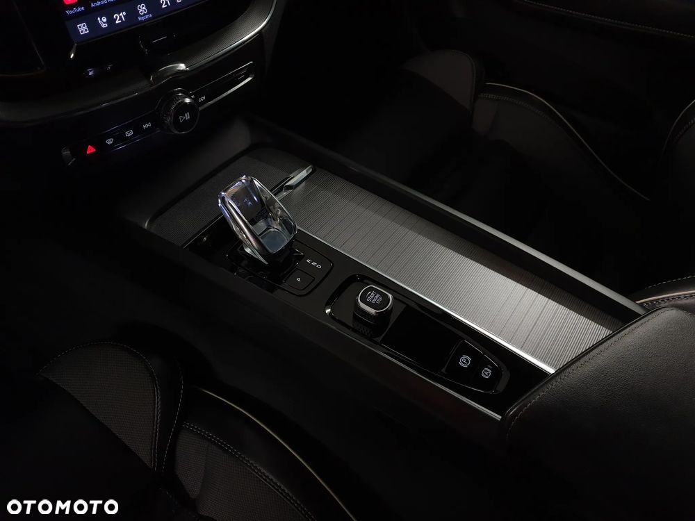 Volvo XC 60 B4 D Geartronic RDesign - 33