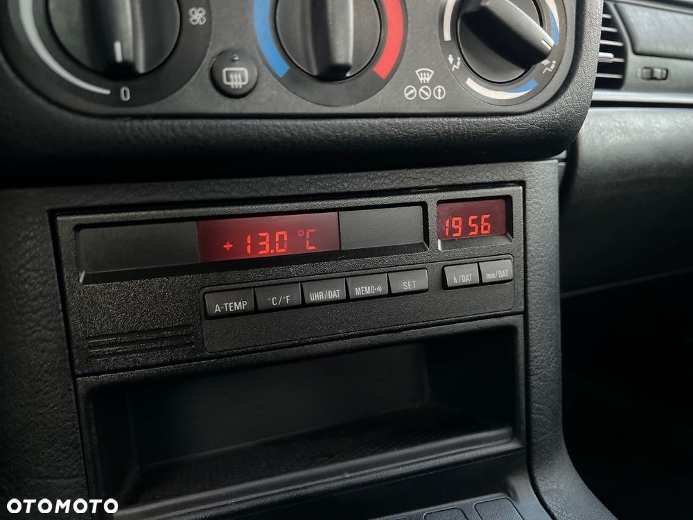 BMW Seria 3 316i - 31