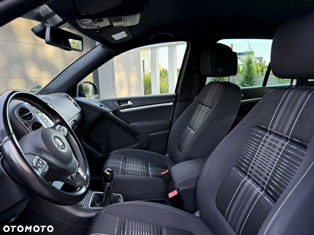 Volkswagen Tiguan 1.4 TSI BlueMotion Technology Lounge Sport & Style - 8