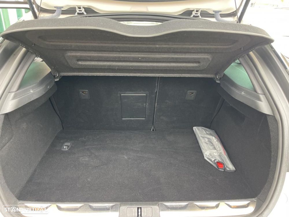 DS DS5 1.6 BlueHDi So Chic - 13