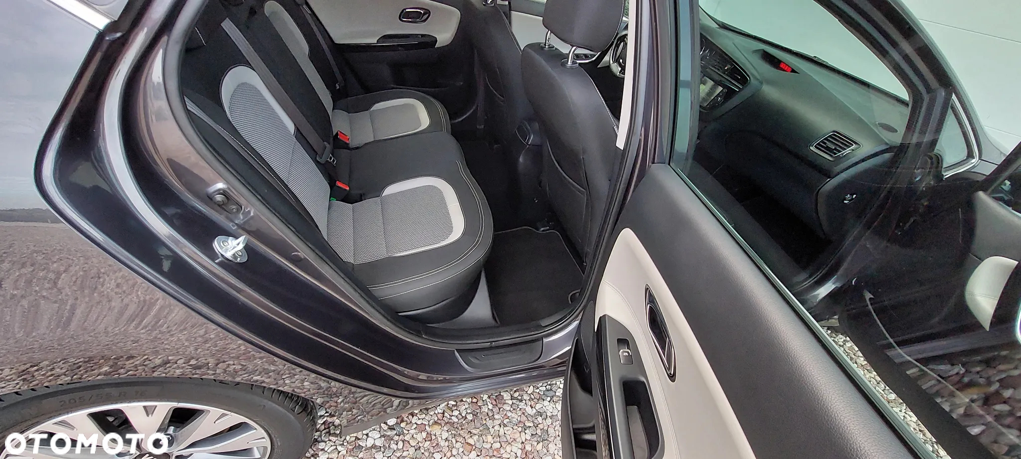 Kia Ceed Cee'd 1.6 CRDi M - 26