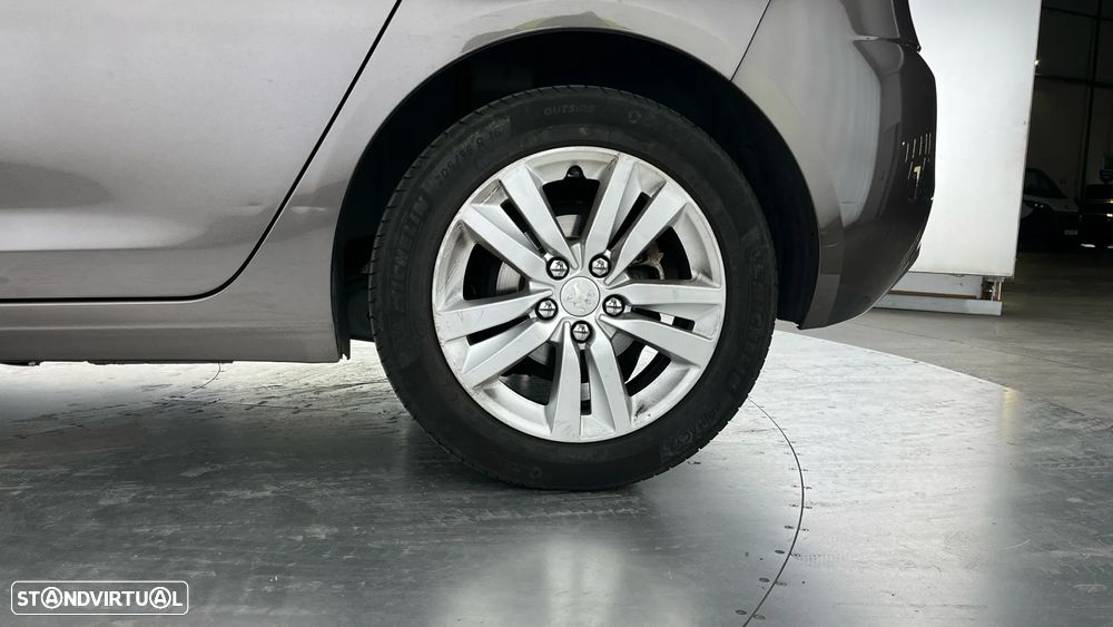 Peugeot 308 1.6 HDi Access - 15