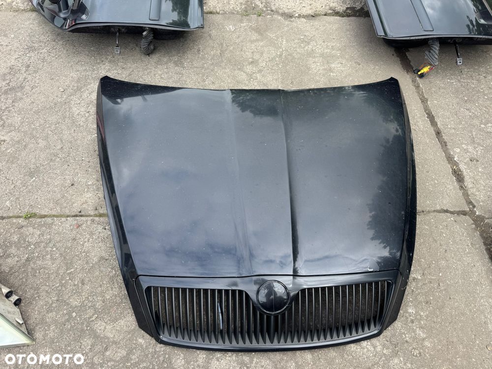 Skoda octavia 2  LC9Z 1Z1Z / 9910 błotnik lampy tył roleta bagażnika  czarne czarny drzwi prawe lewe przednie tylnie tył przód klapa bagażnika pas przedni diesel benzyna lampa prawa lewa przednia tylnia maska zderzak przód przedni - 6