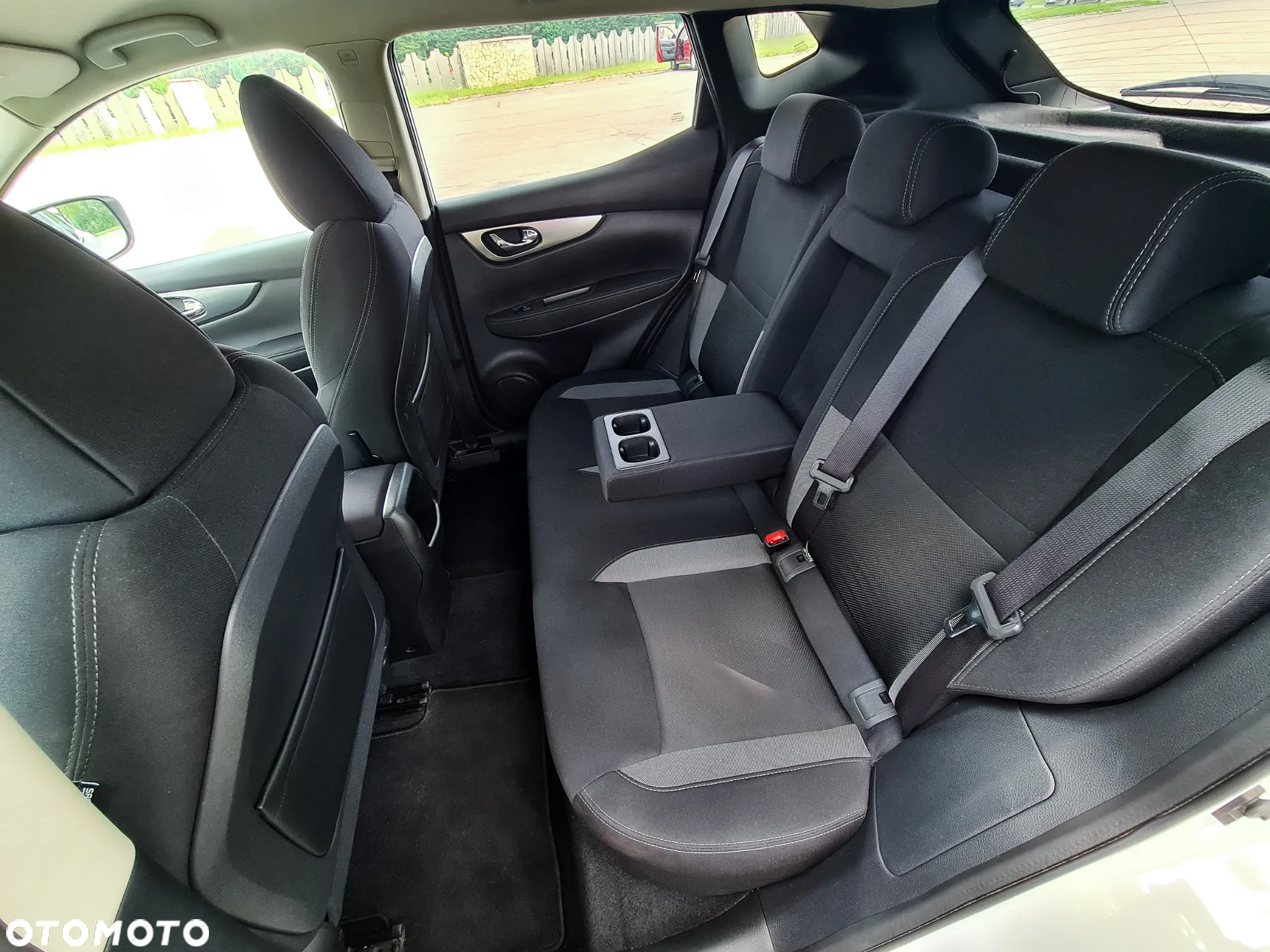 Nissan Qashqai 1.2 DIG-T N-Connecta Xtronic EU6 - 22