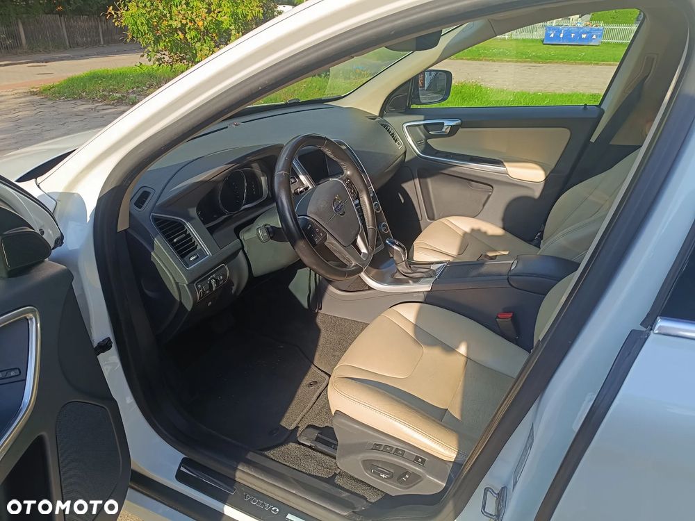 Volvo XC 60 - 8