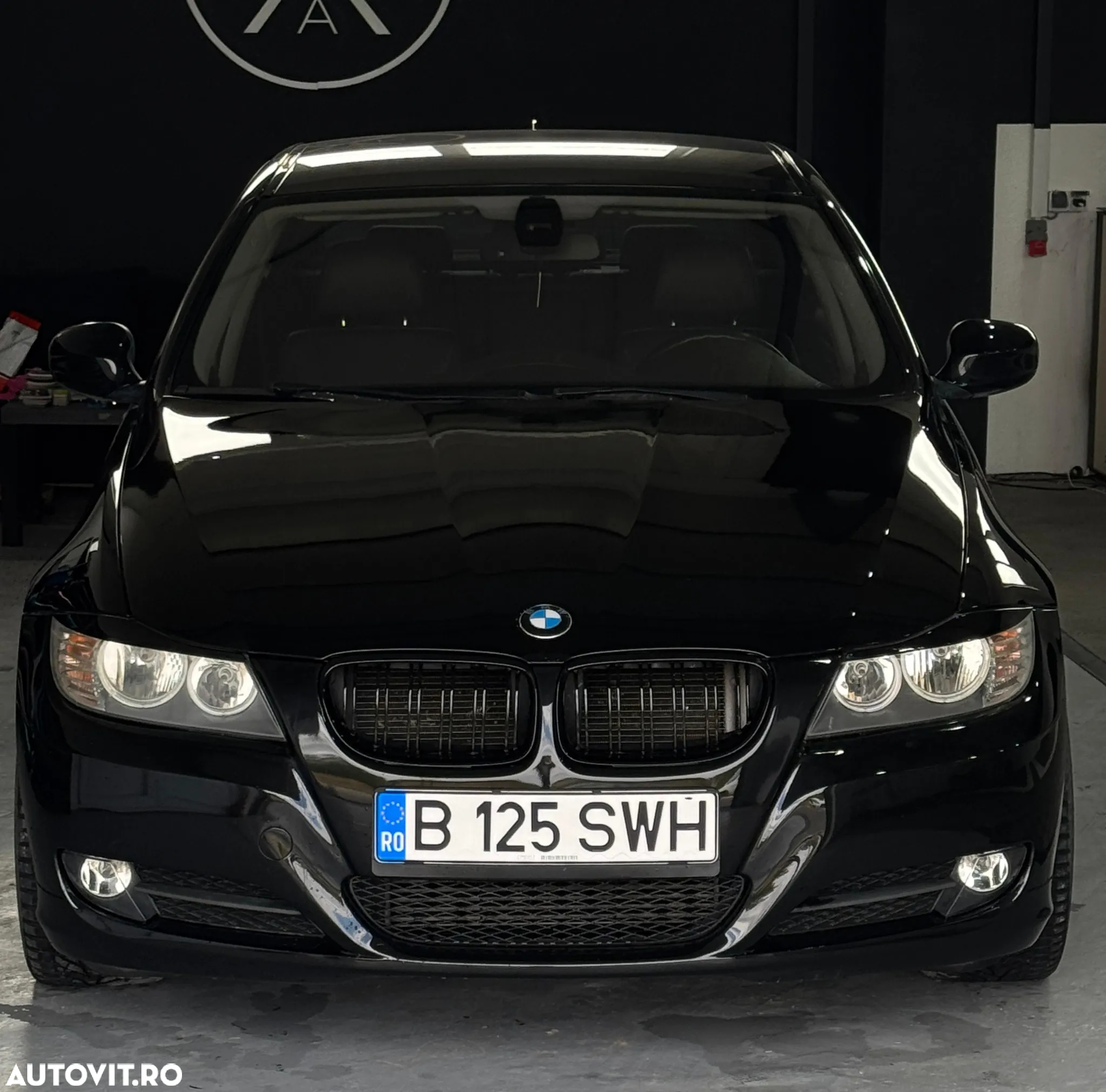 BMW Seria 3 318d - 10