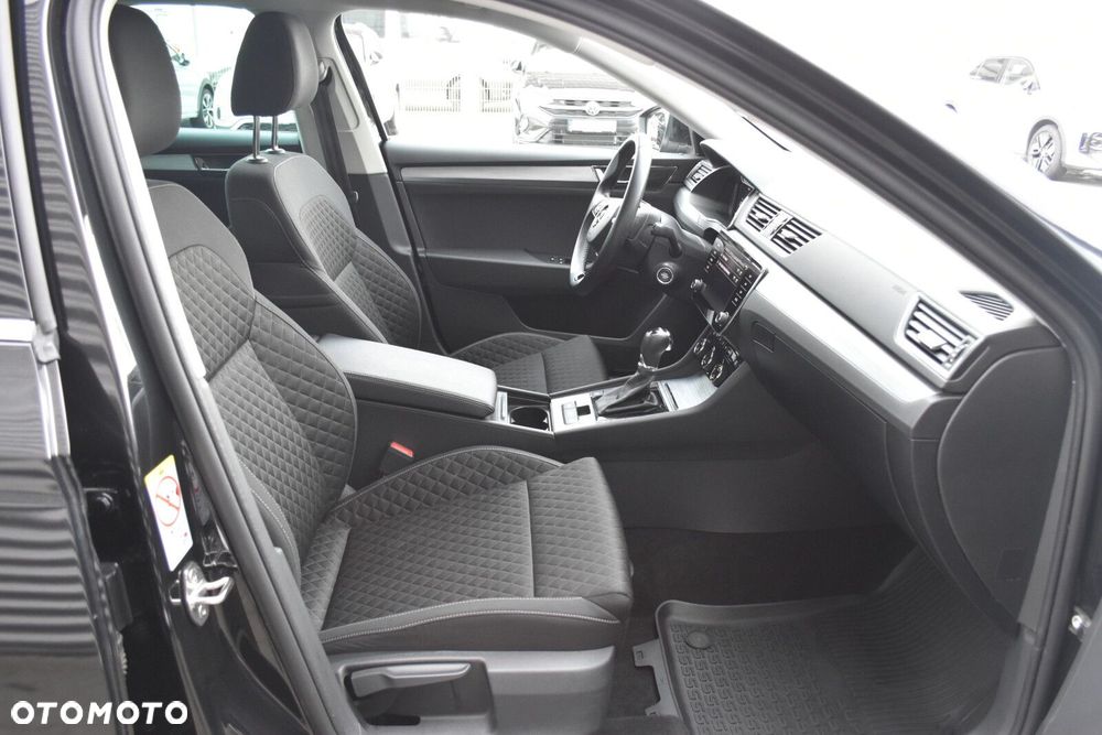 Skoda Superb 2.0 TDI SCR Ambition DSG - 31