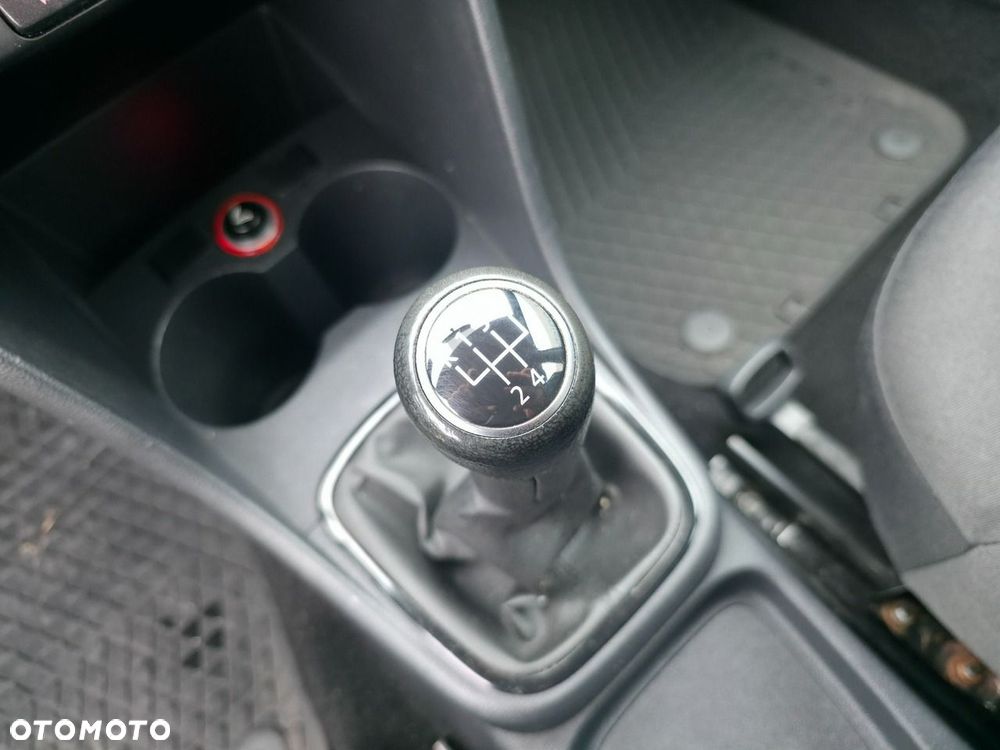 Volkswagen Polo - 19