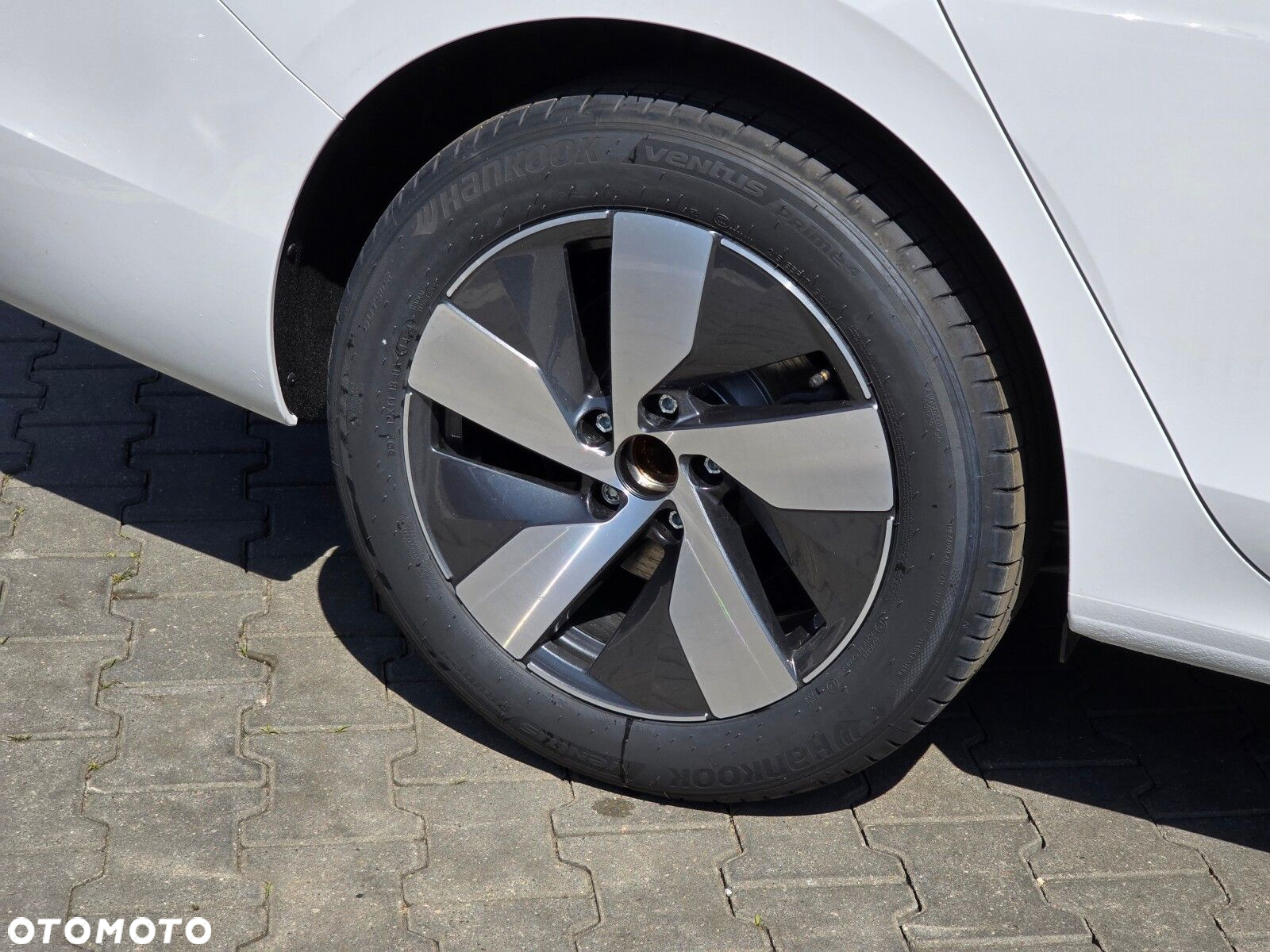 Volkswagen Passat 2.0 TDI SCR Business Plus DSG - 8