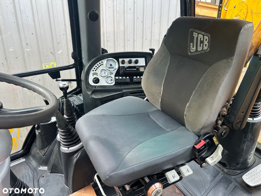 JCB 3CX Sitemaster - 14