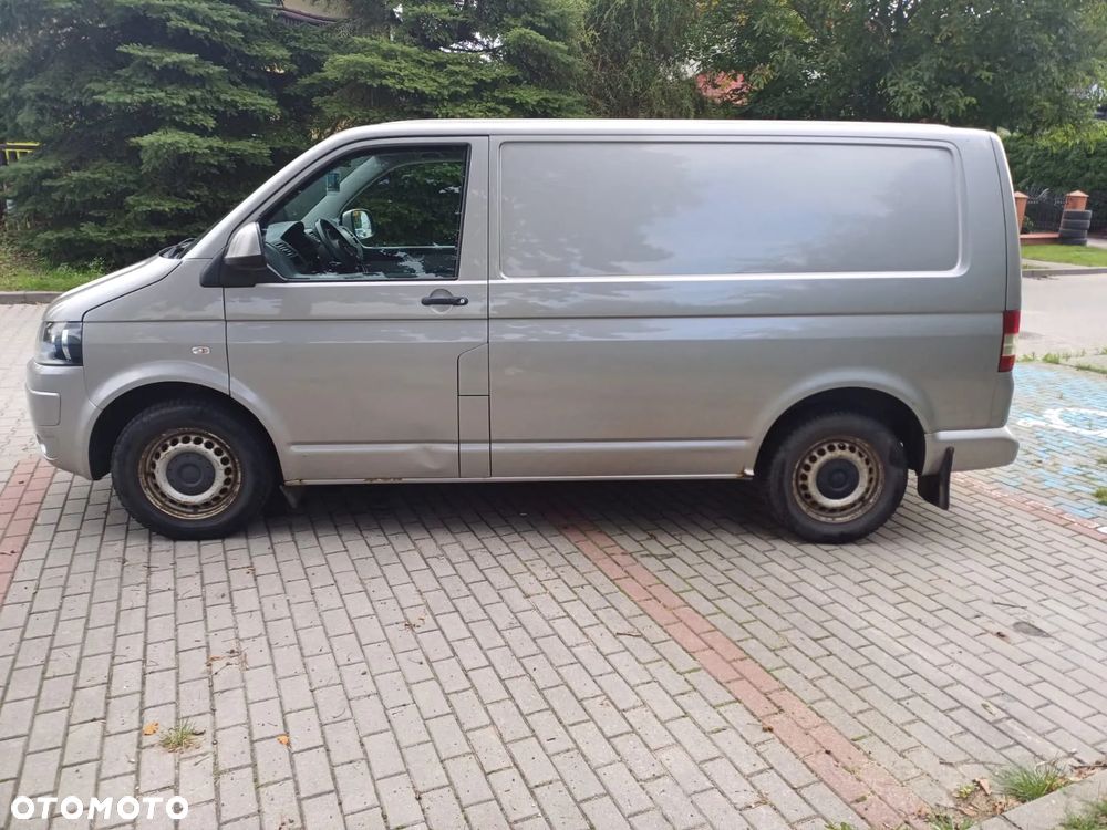 Volkswagen Transporter - 2