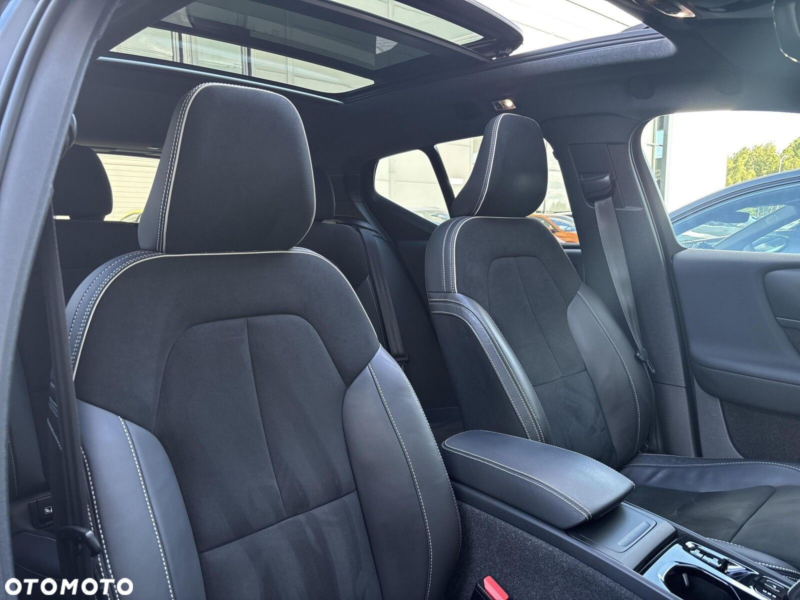 Volvo XC 40 - 33