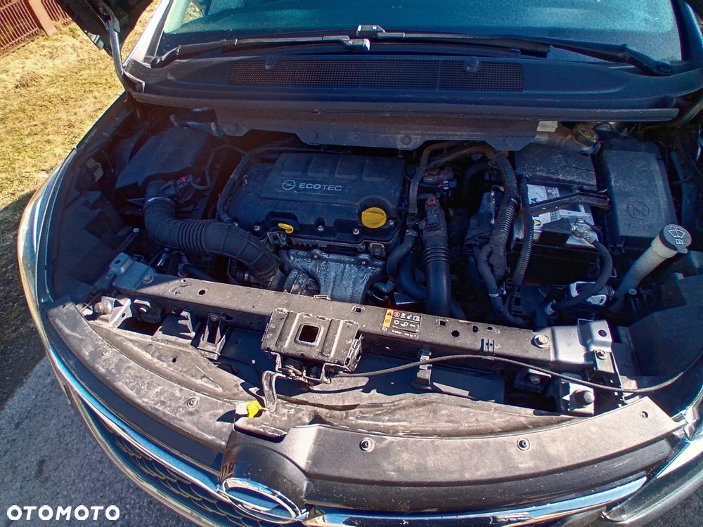 Opel Zafira - 23