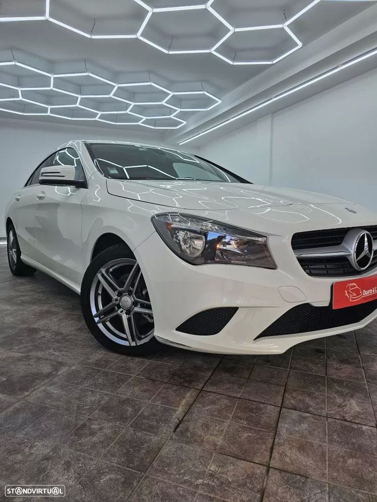 Mercedes-Benz CLA 180 d Urban - 39
