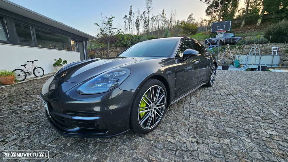 Porsche Panamera 4 S - 24