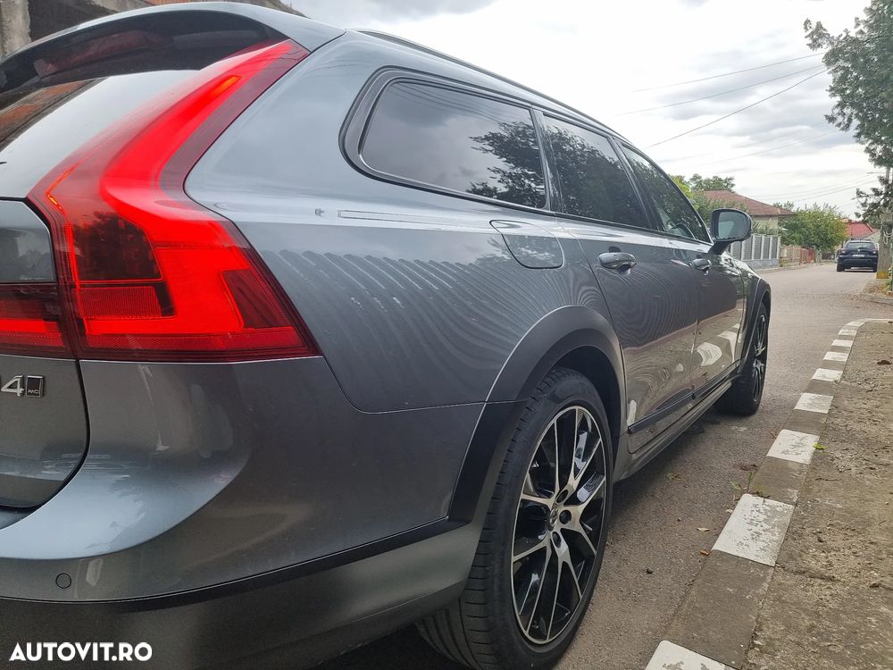Volvo V90 Cross Country D4 AWD Geartronic - 2