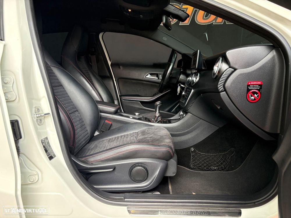 Mercedes-Benz A 200 CDI AMG Line - 40
