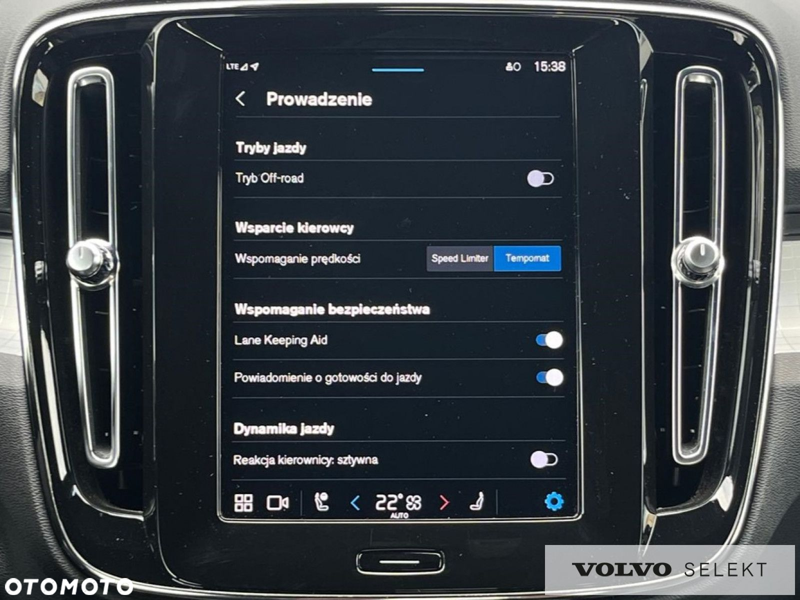 Volvo XC 40 - 18