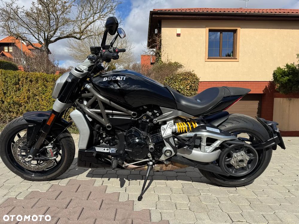 Ducati Diavel - 10