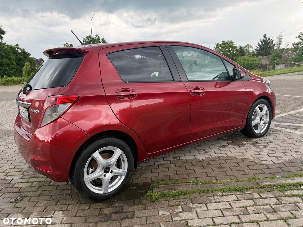 Toyota Yaris 1.33 Premium - 7