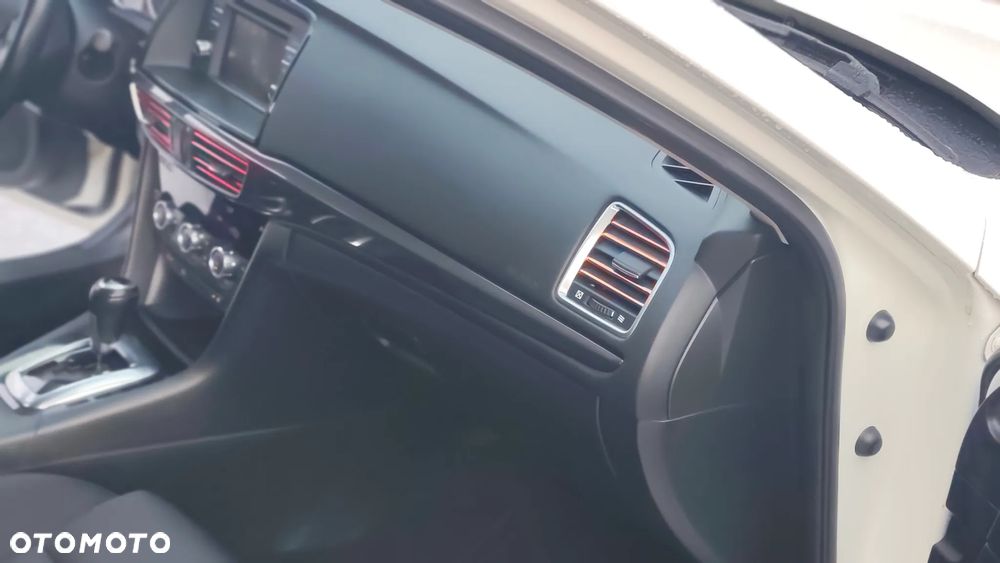 Mazda 6 2.0 Exclusive + - 30