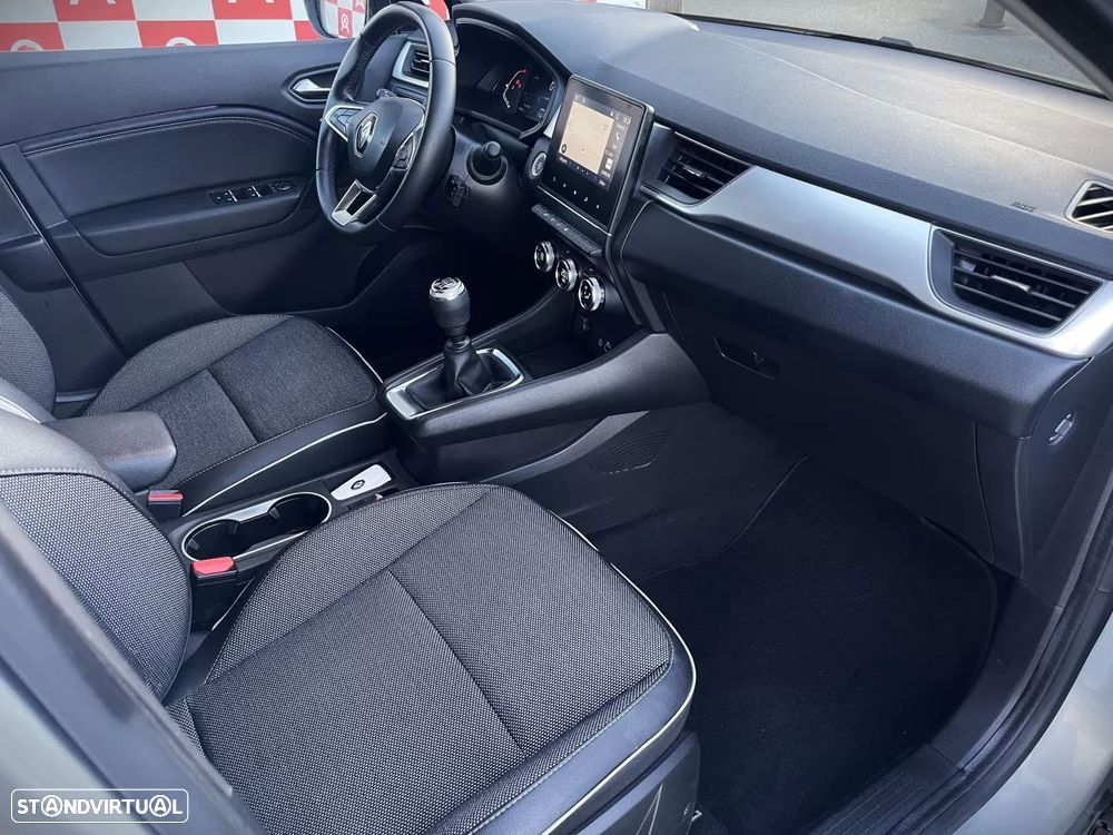 Renault Captur 1.0 TCe Techno Bi-Fuel - 11
