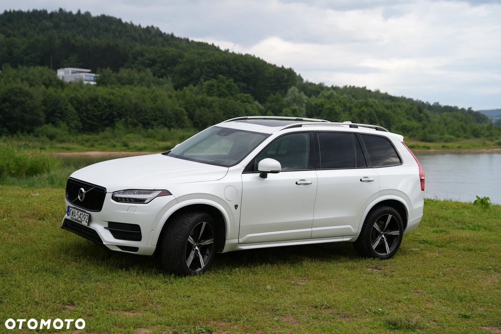 Volvo XC 90 T8 AWD Plug-In Hybrid Momentum 7os - 14