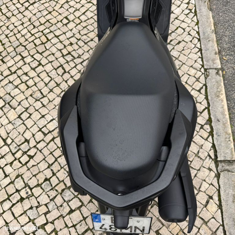 Yamaha NMAX 125 - 28