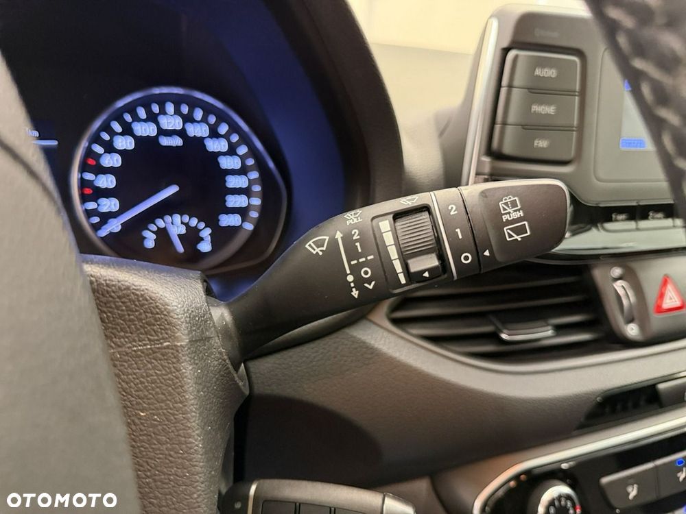Hyundai i30 - 24