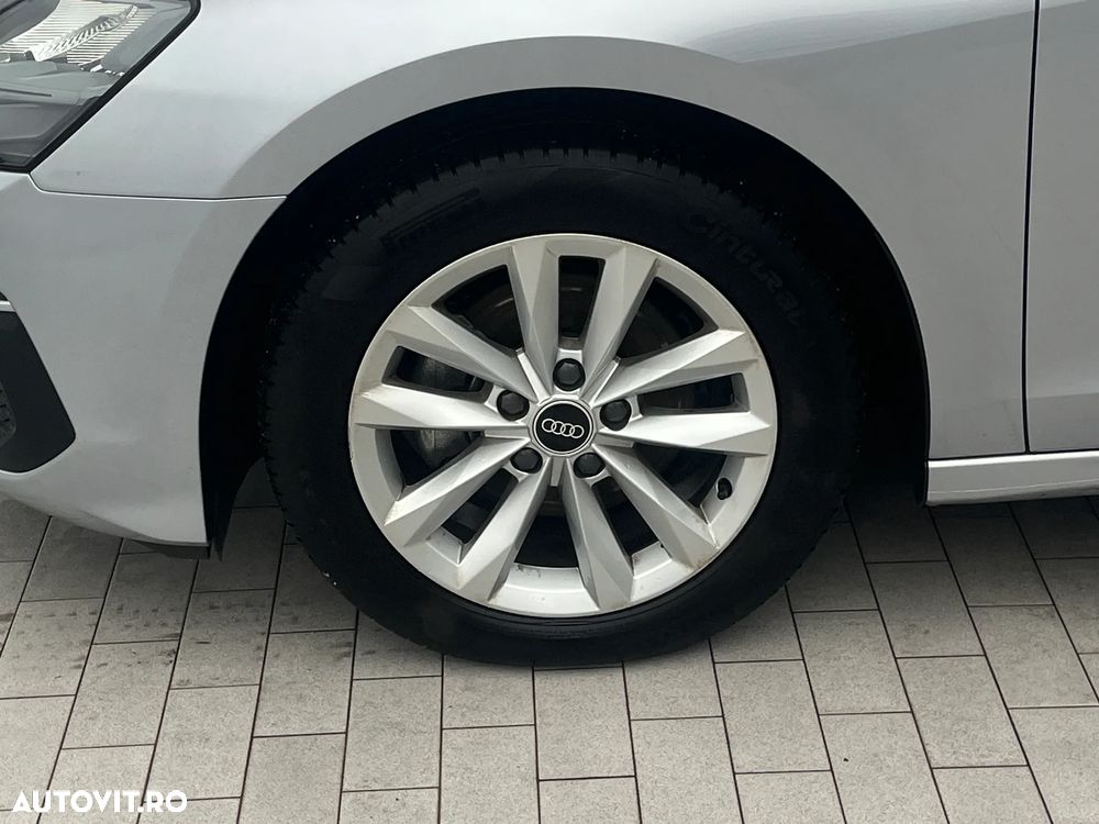 Audi A3 2.0 30 TDI Advanced - 8